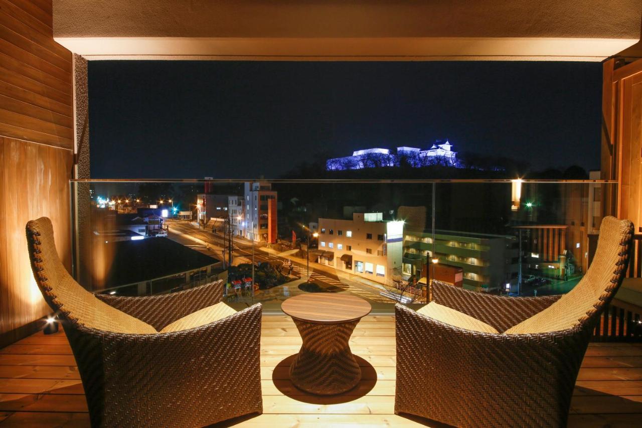 The Shiroyama Terrace Tsuyama Villa Exterior foto